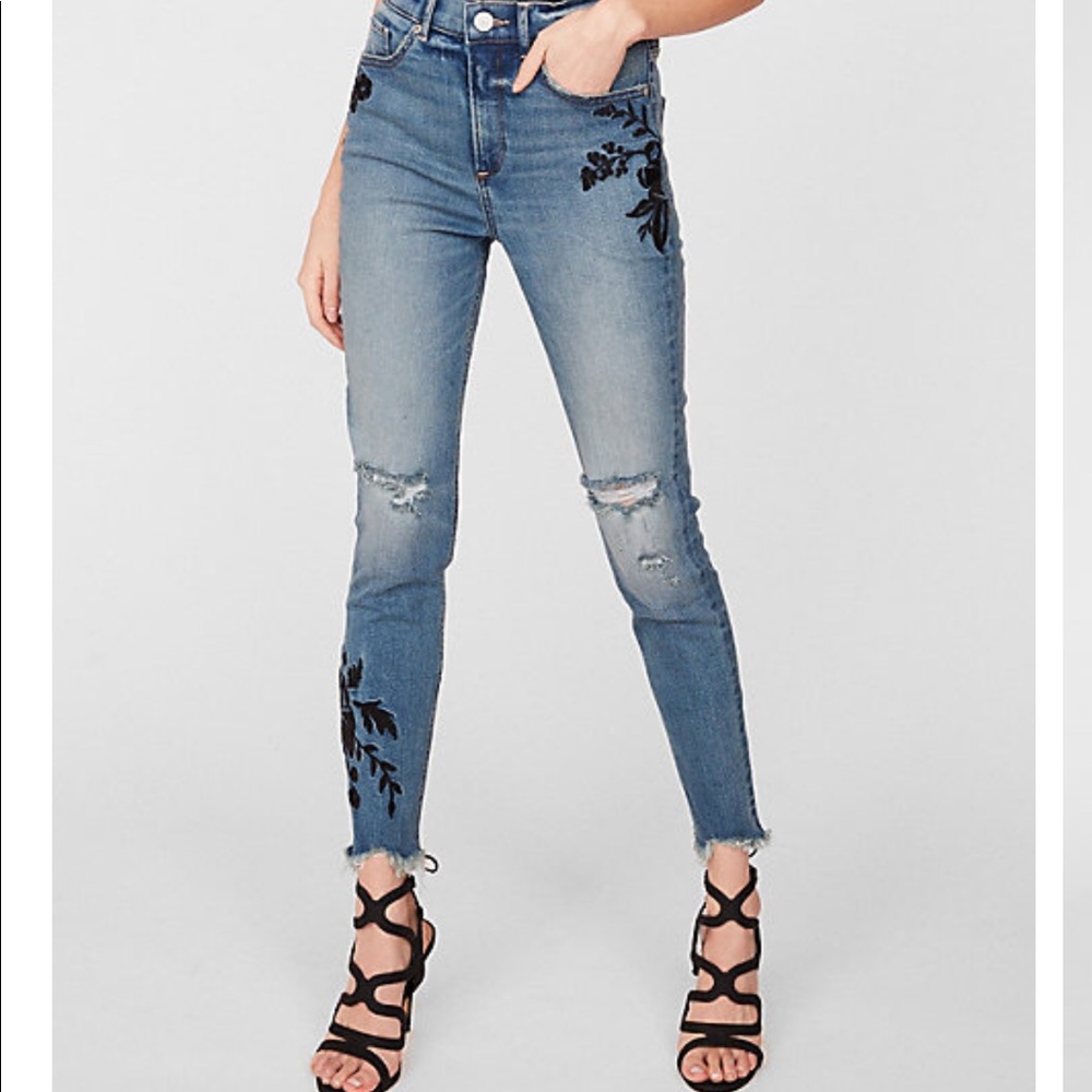 High waisted jeans